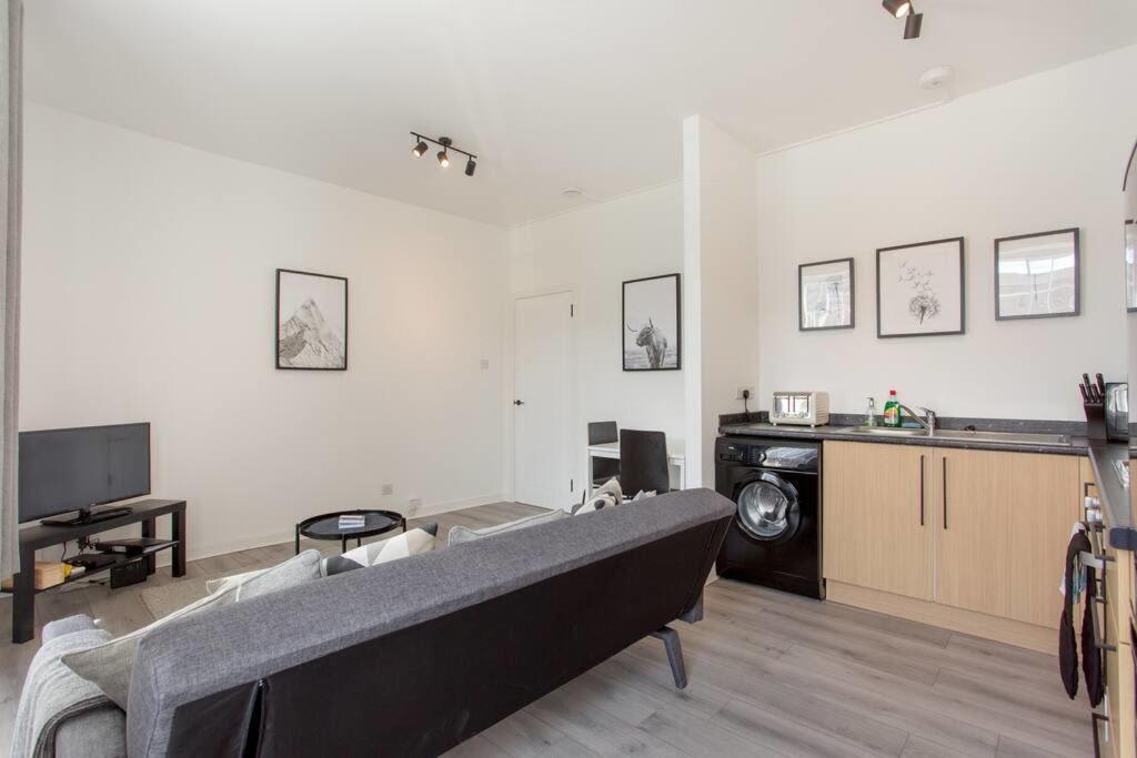 Apartamento Modern & Bright 1 Bed For 4 Close To City Centre! Edimburgo Exterior foto